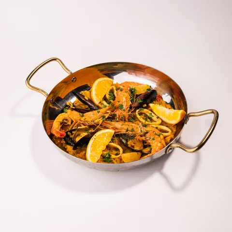 Паэлья с морепродуктами